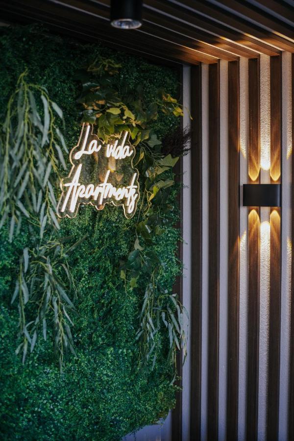 La Vida Apartments バール エクステリア 写真
