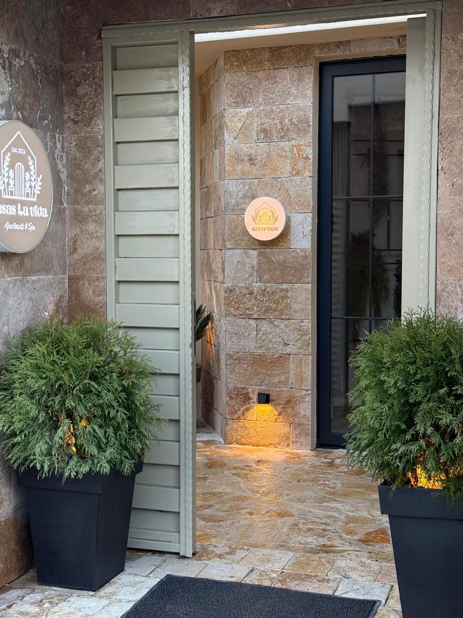 La Vida Apartments バール エクステリア 写真